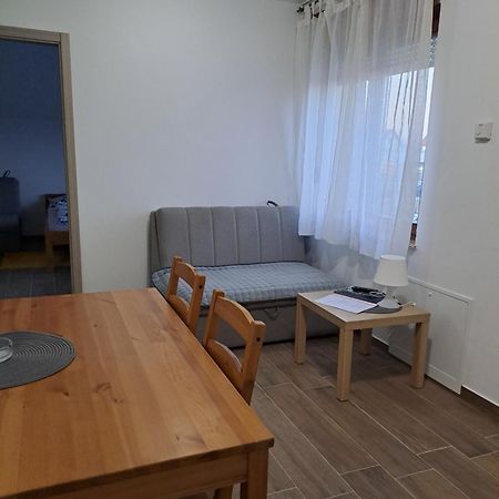 Sara1 Apartment Slavonski Brod Exterior photo