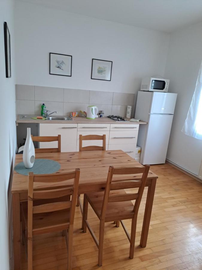 Sara1 Apartment Slavonski Brod Exterior photo