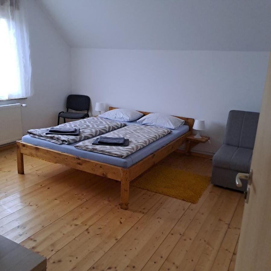 Sara1 Apartment Slavonski Brod Exterior photo